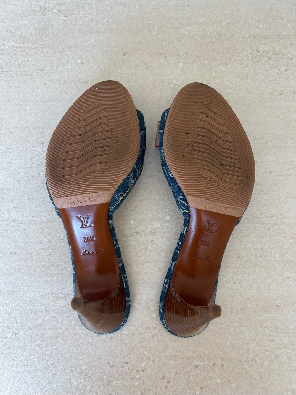 Louis Vuitton Denim Monogram Slide Mules with Beige Bow - Picture 5 of 8